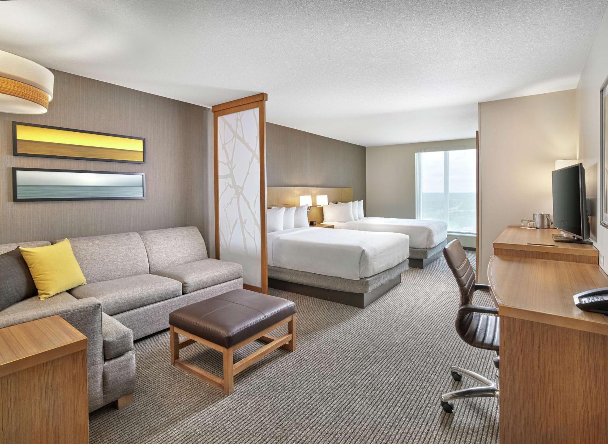 Отель Doubletree By Hilton Edmonton Downtown Экстерьер фото